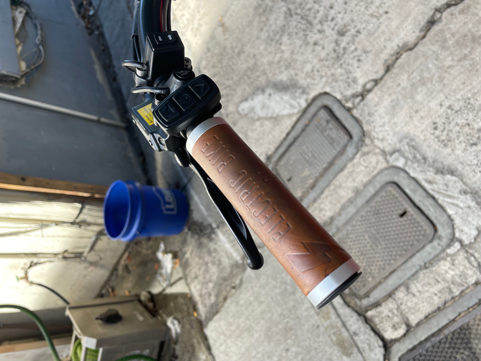 2023 Electric Bike Co Model R